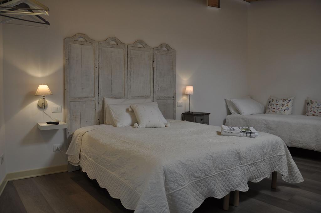 Corsomatteotti62 Bed & Breakfast Brescia Room photo